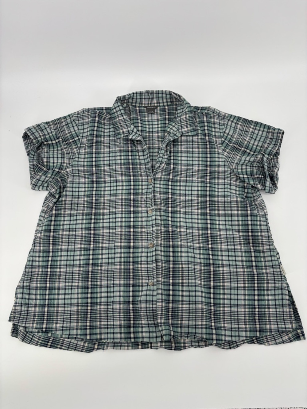 Eddie Bauer Women's L Short Sleeve Plaid Button Up Shirt Mint Green Blue Top
